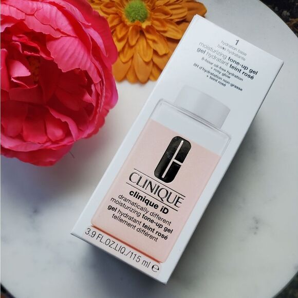 Clinique Dramatically Different Tone Up Gel For Face (Plumping, Anti-Aging) - Picture 5 of 8